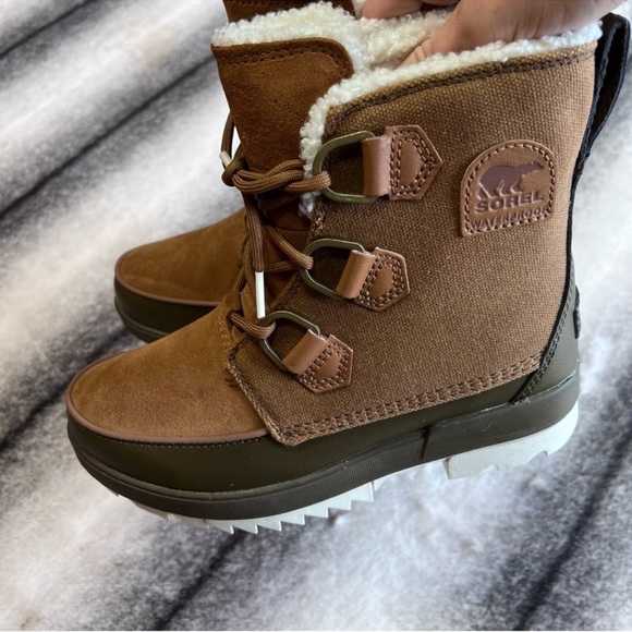 Sorel Tivoli IV Velvet Tan Olive Green Fur Lined Lace Up Boots - Picture 4 of 9